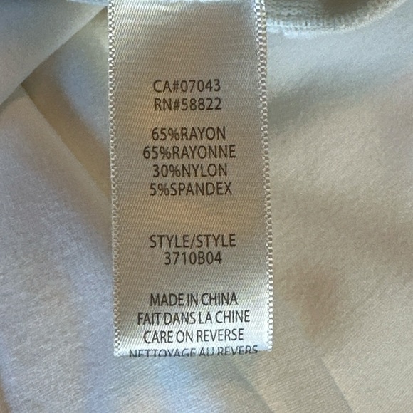 Max Studio London high rise Wide-Leg Cream stretch knit culottes pockets - Picture 7 of 8